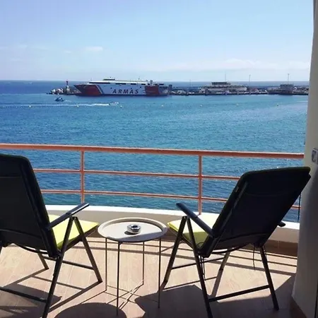 Fuer 3 Personen Ca 45 M In Cristianos, Teneriffa Westkueste Von Teneriffa * Los Cristianos (Tenerife)